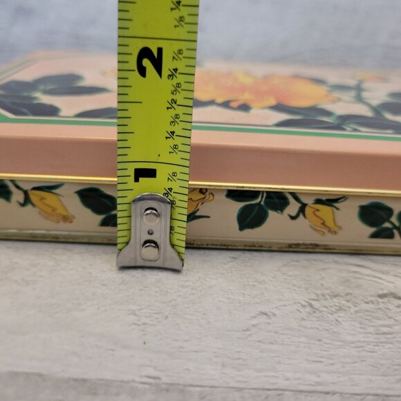 Vintage Interpur Tin Box With Yellow Rose Design - Picture 10 of 10